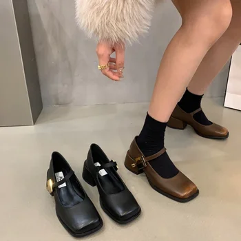 Женская обувь Mary Jane с квадратным носком на толстом каблуке, с мелким носком, женская современная обувь, уличная маленькая кожаная обувь с металлической пряжкой, женская