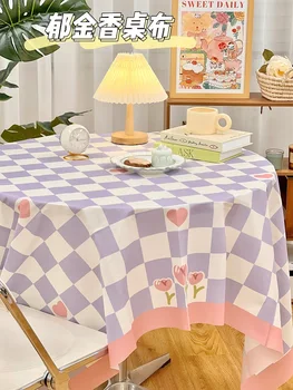 Скатерть для стола в стиле милого студенческого общежития высокого класса и минималистичных цветов